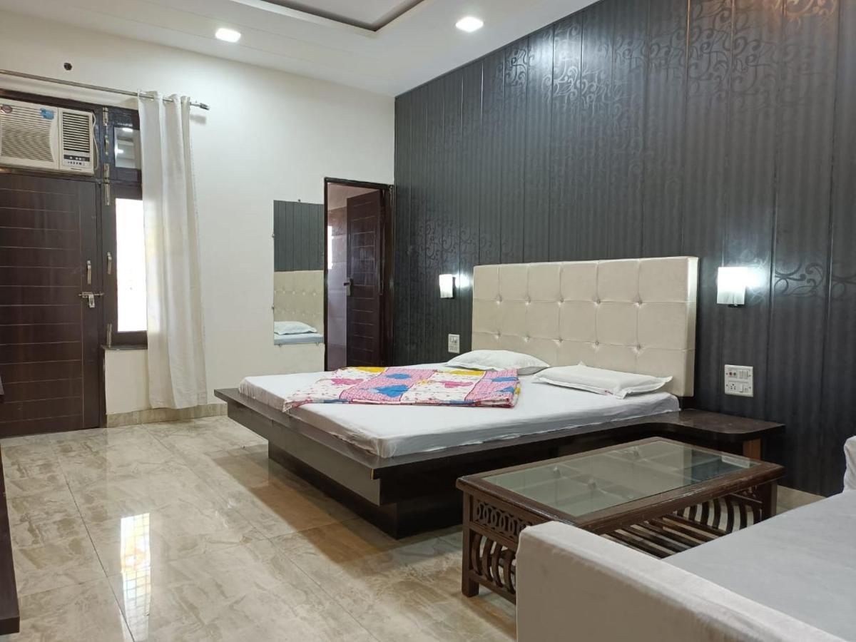Hotel Prakash Regency Hapur 외부 사진