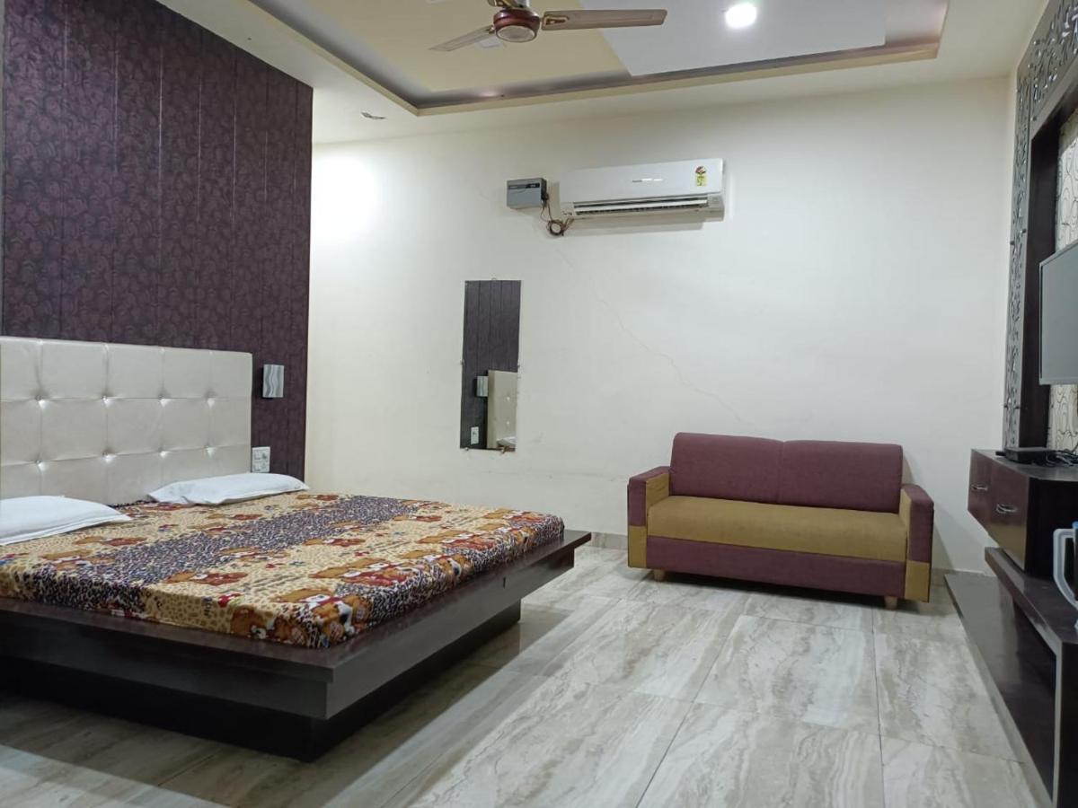 Hotel Prakash Regency Hapur 외부 사진