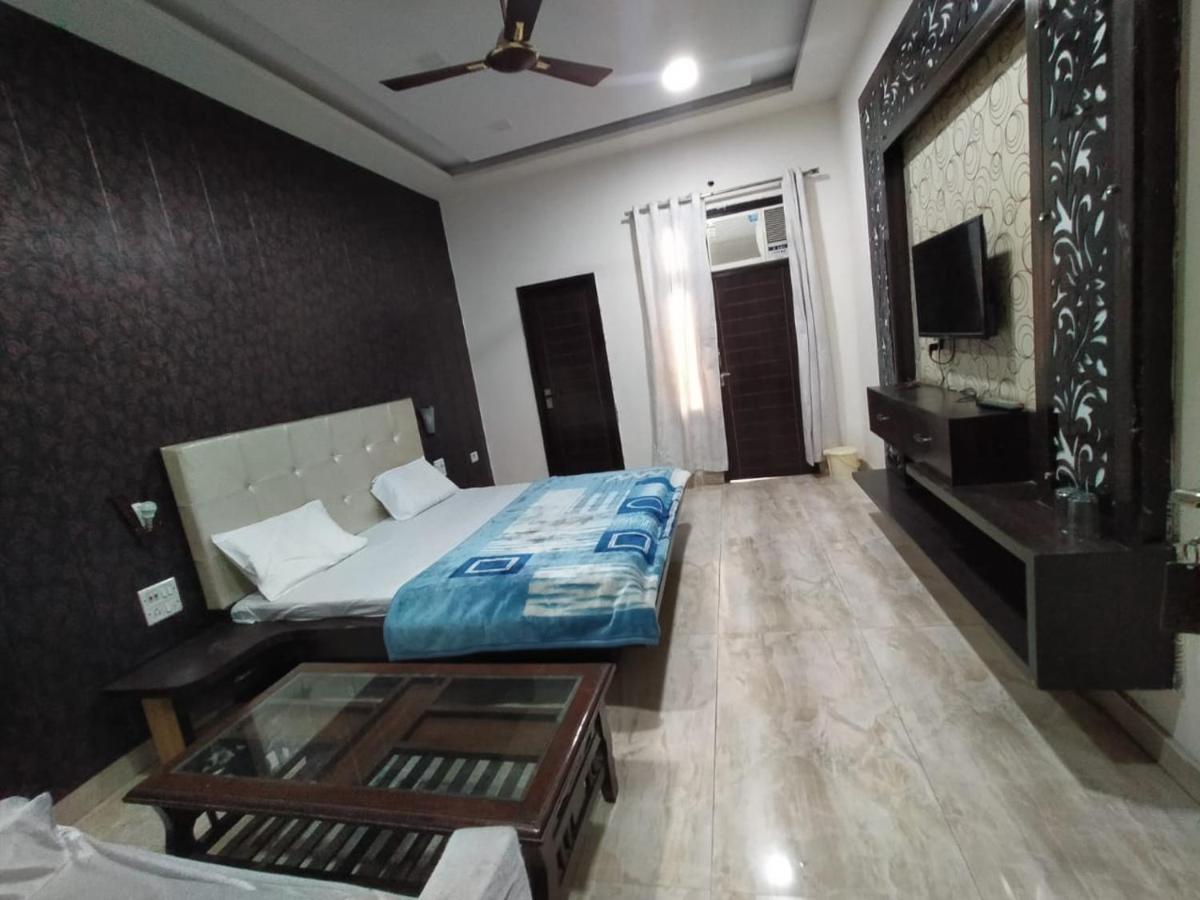Hotel Prakash Regency Hapur 외부 사진