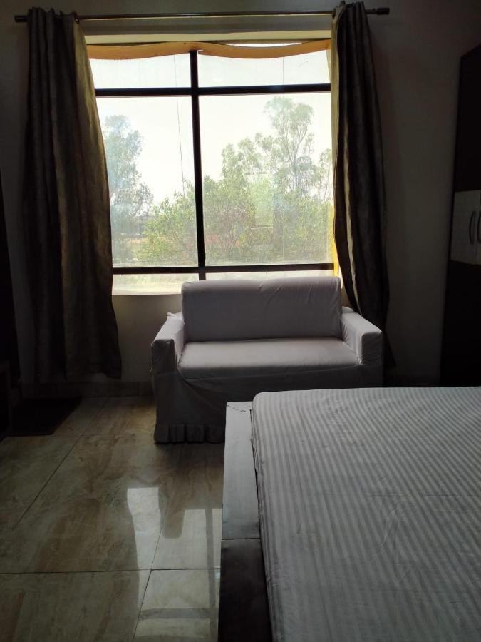 Hotel Prakash Regency Hapur 외부 사진