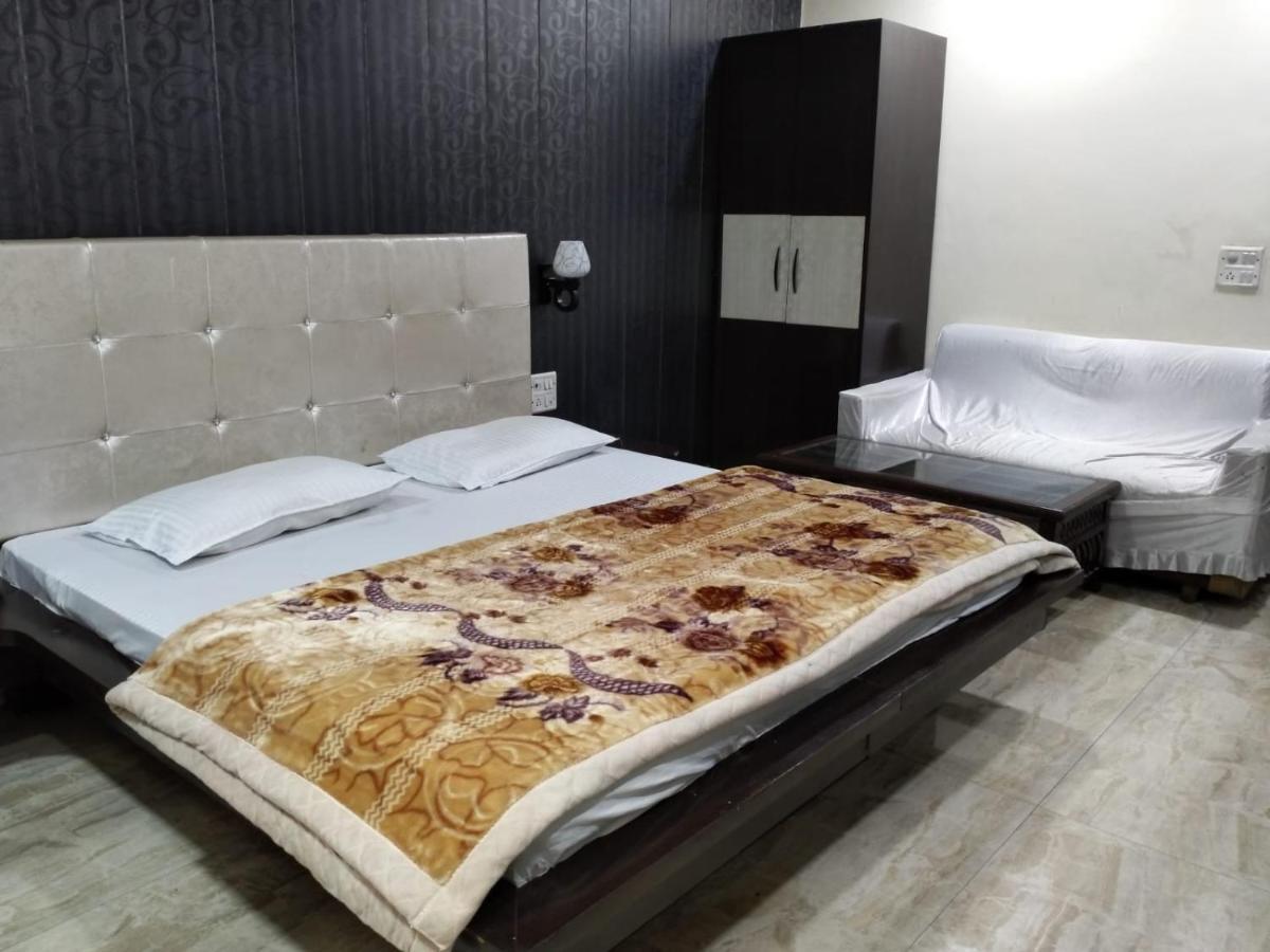 Hotel Prakash Regency Hapur 외부 사진
